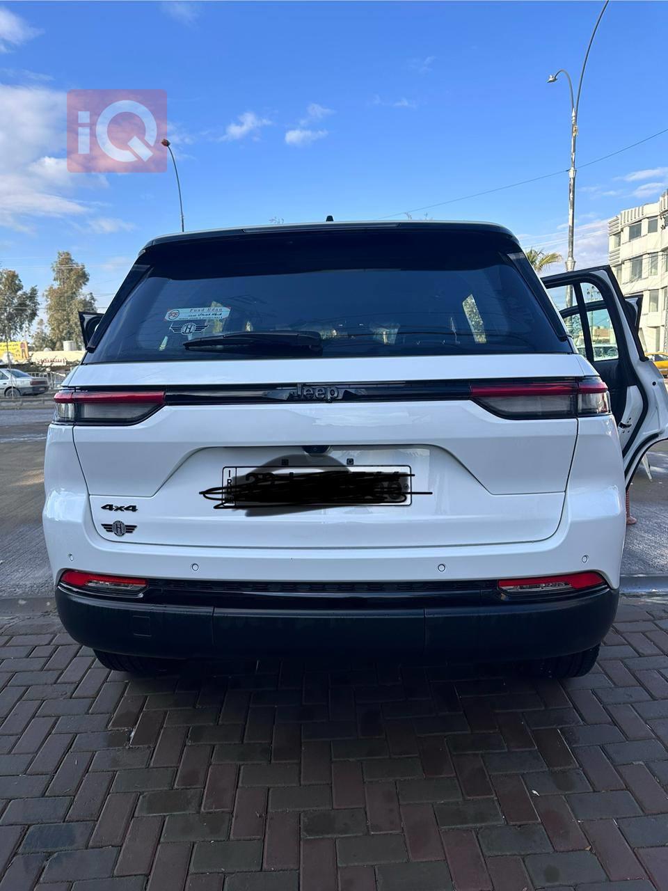 جيب جراند شيروكي